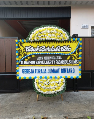 Papan Bunga Duka di Karangawen